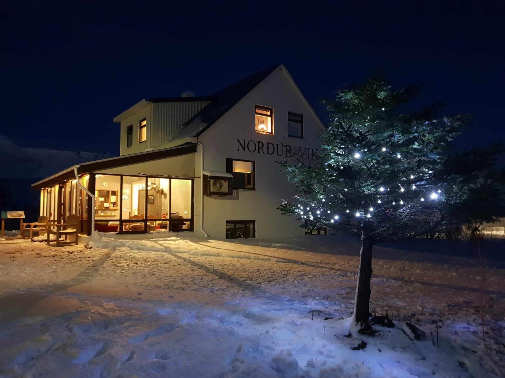 Vik Hostel ภายนอก รูปภาพ