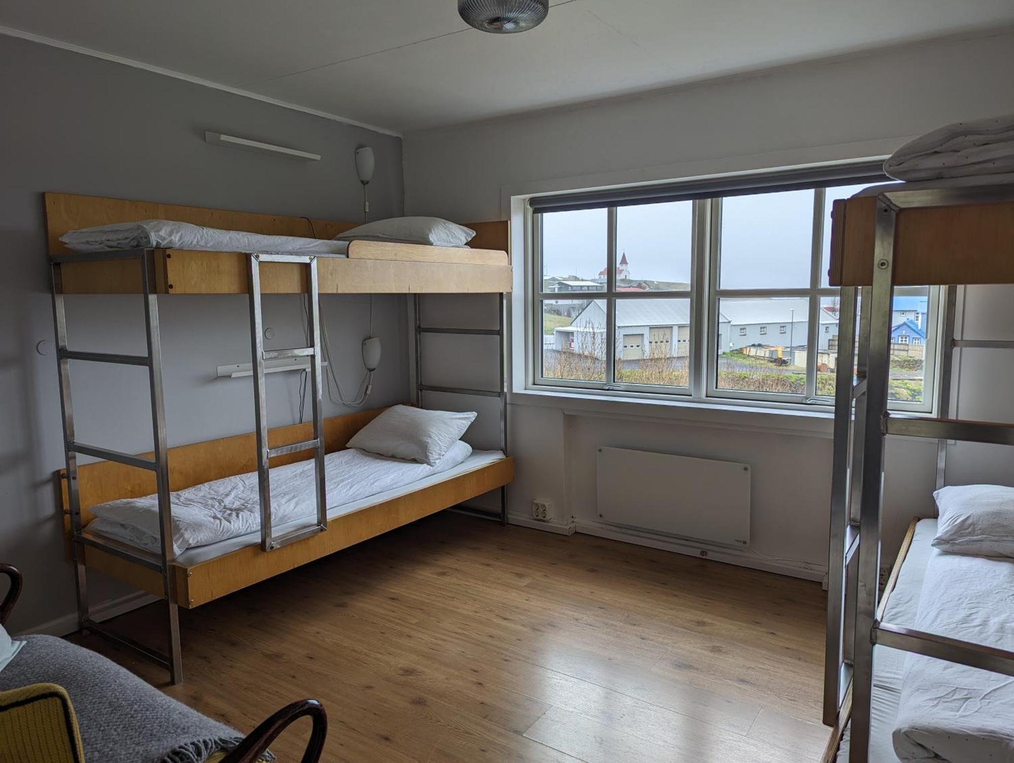 Vik Hostel ภายนอก รูปภาพ